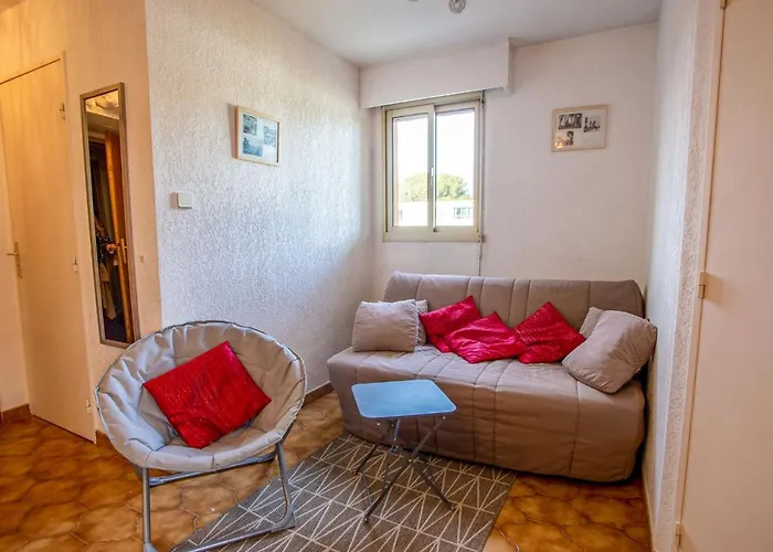 Les Regatiers By Interhome Hyères