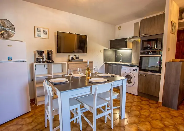 Les Regatiers By Interhome Hyères