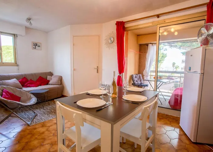 Les Regatiers By Interhome