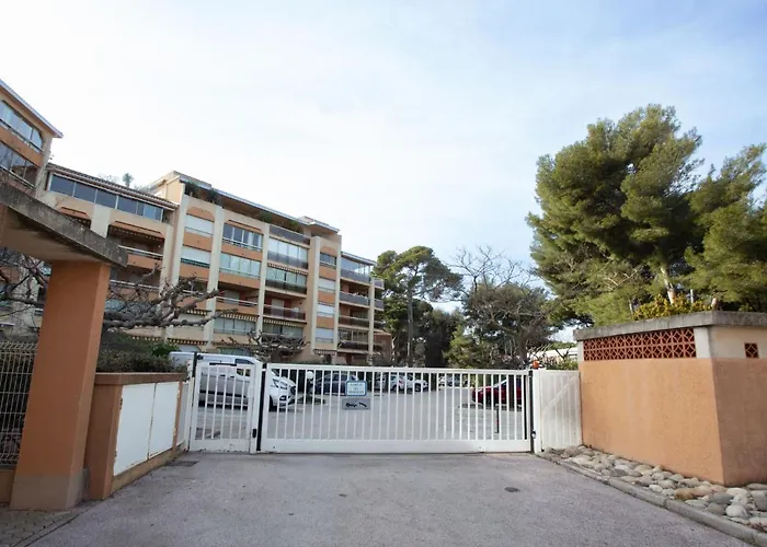 Les Regatiers By Interhome