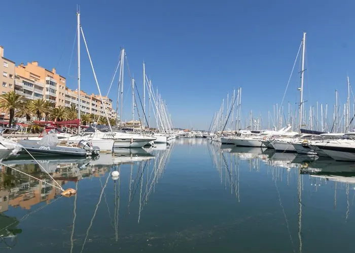 Apartment Les Regatiers By Interhome Hyères